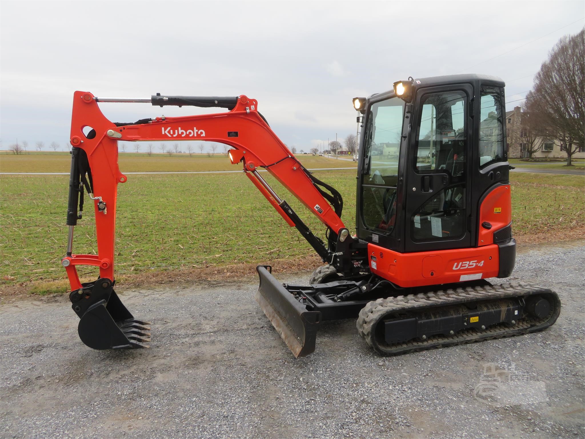 2022 KUBOTA U35-4